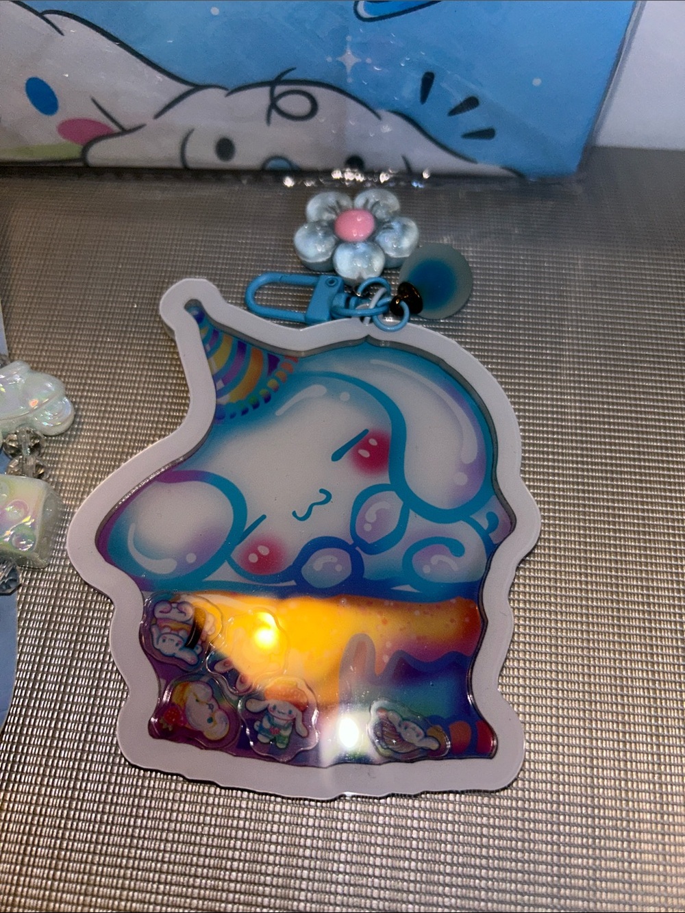 ✨BUNDLE✨Cinnamoroll reusable bag and two bag charms - Picture 3 of 4